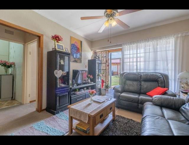 2 BEDROOM SIMPLEX FOR SALE IN SUNAIR PARK